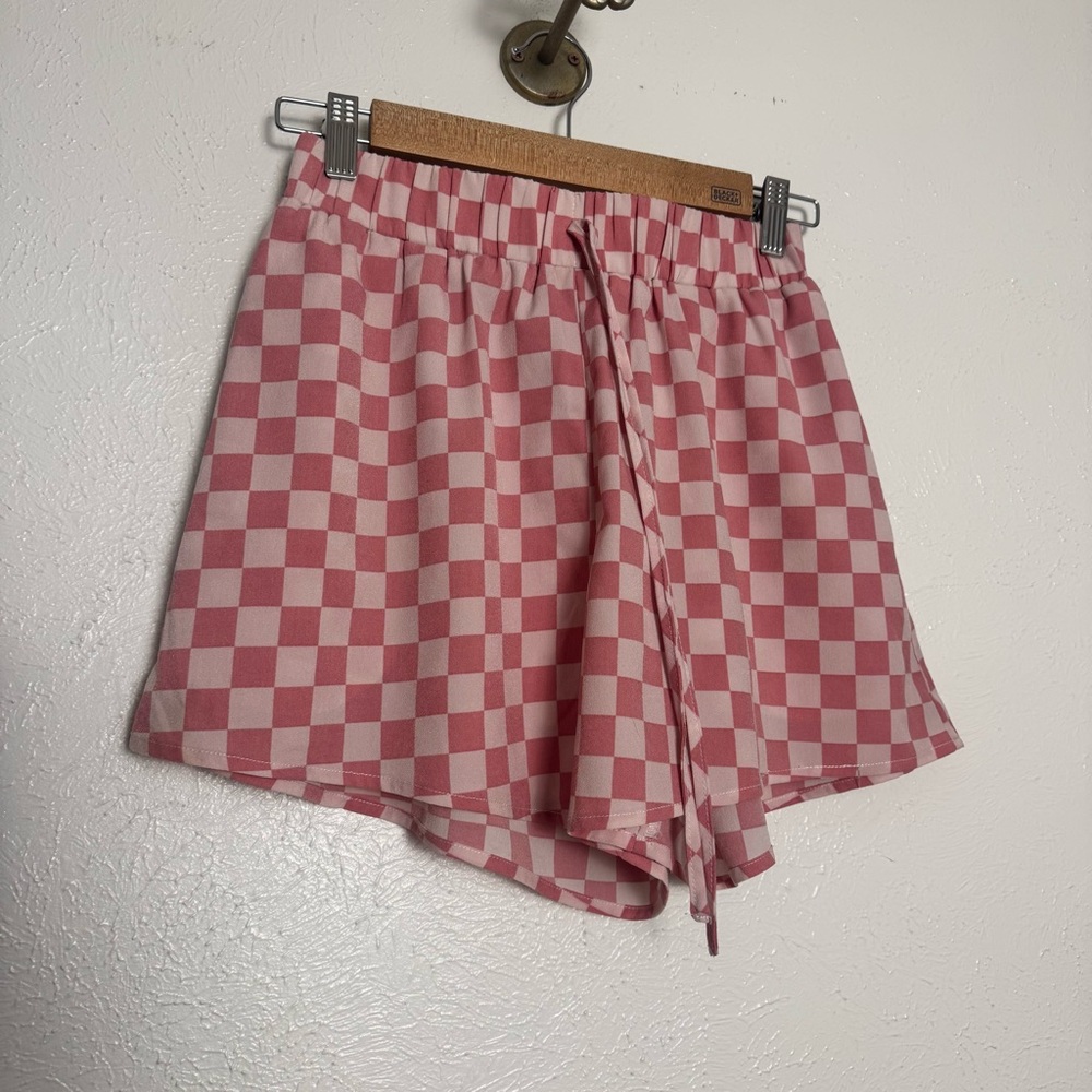 Pretty Garage Pink Check Pull On Shorts‎